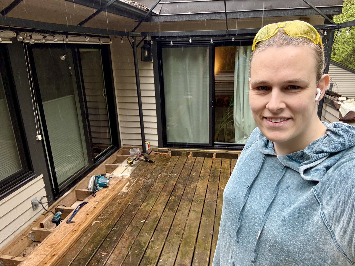 NES Construction tweet media