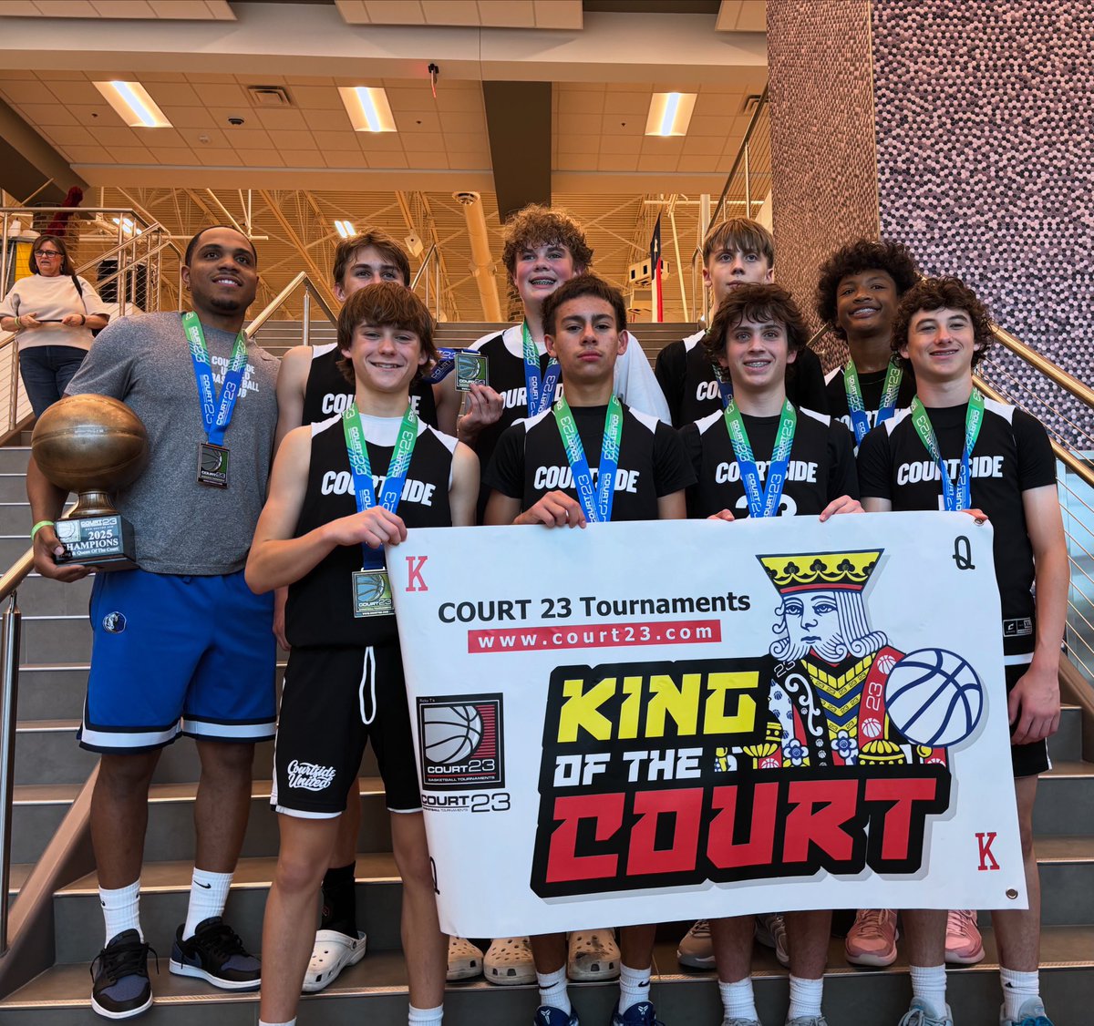 Courtside 360 (@courtside_360) on Twitter photo Courtside 14u Coach Marshall π King of the Court Champions! #joinuscourtside
<a href="/marshallxcalvin/">Marshall Calvin</a> Courtside 14u Coach Marshall π King of the Court Champions! #joinuscourtside
<a href="/marshallxcalvin/">Marshall Calvin</a>