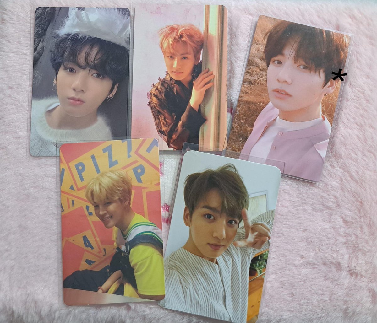 VENDO / VENDA 

JUNGKOOK JIMIN BTS 
45 cada + frete 
Tear Y com pequena avaria 40 reais 
Pagamento imediato 
Tenho feedbacks positivos 
<a href="/jjkangeel/">Kiara ⁷ ECHO</a>