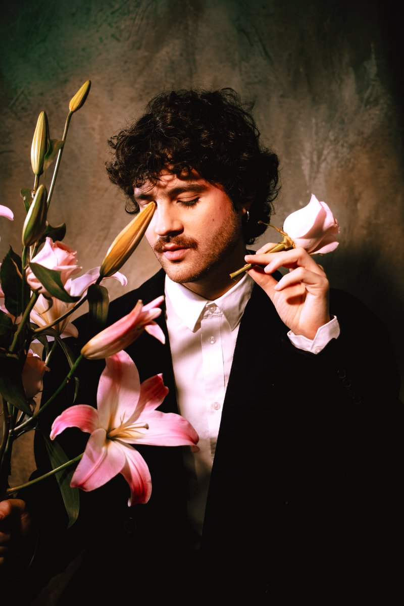 alexpalomeera's tweet photo. Starboy 🌟
@martinsaracho_ para @PONNYMAG 
HMUA @fernandavelascoa.makeup 
#ponnymag https://t.co/BGoa3c1uQm