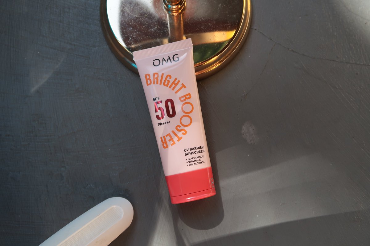 aprlcamera's tweet photo. nyari kekurangan nya sunscreen lokal yang lagi viral ini 👀❎

padahal hasilnya bagus, oily skin friendly, tapi maaf ada kurangnya🙃 https://t.co/lMZG7yzzr6