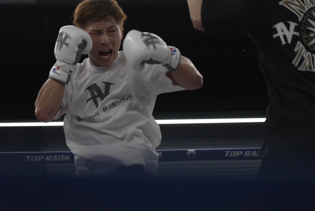 naoyainoue_410's tweet photo. 今日も充実したトレーニングが終了しました！
心身共に最高に仕上がってます☆ https://t.co/lSyMi4cASW