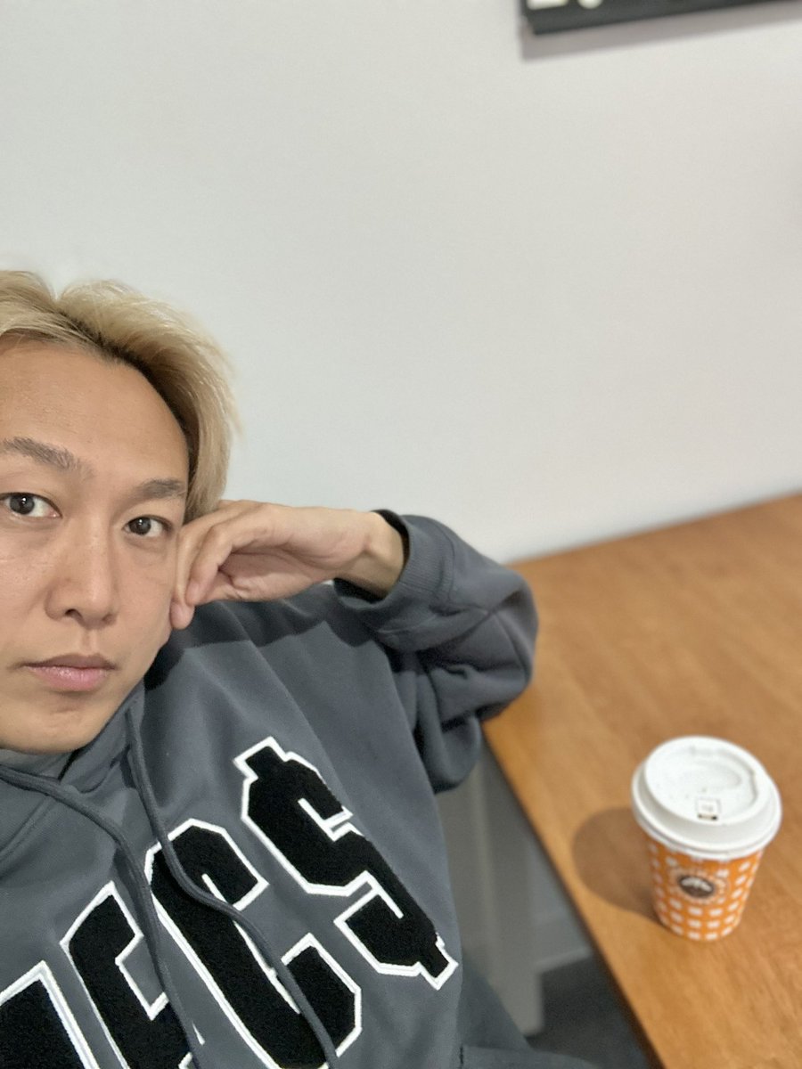 お見送り芸人しんいち🌈🌈🌈🌈🌈🌈🌈 tweet media