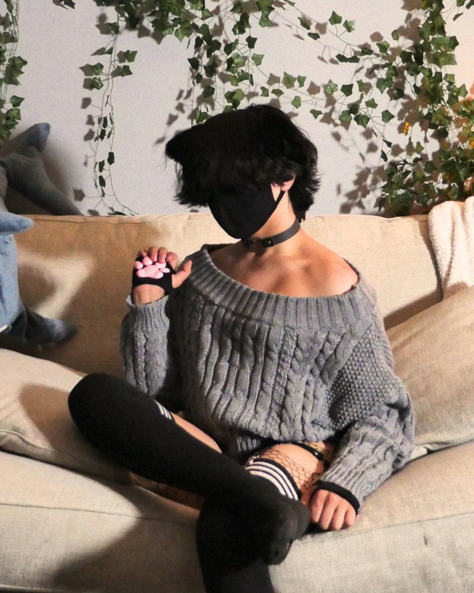 solozephero's tweet image. 💕🖤✨✨