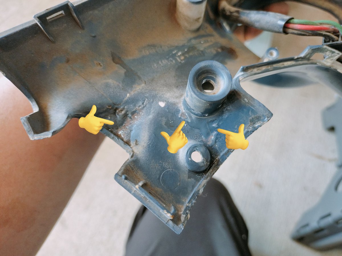 Gave the Little Cub a proper bit of love this morn — greased up the stem bearings, front forks, and cables. Sorted a few busted bits too. Only tappet adjustment left, but might whack a high-cam in when I bore it up, so reckon I'll leave it for now. #リトルカブ