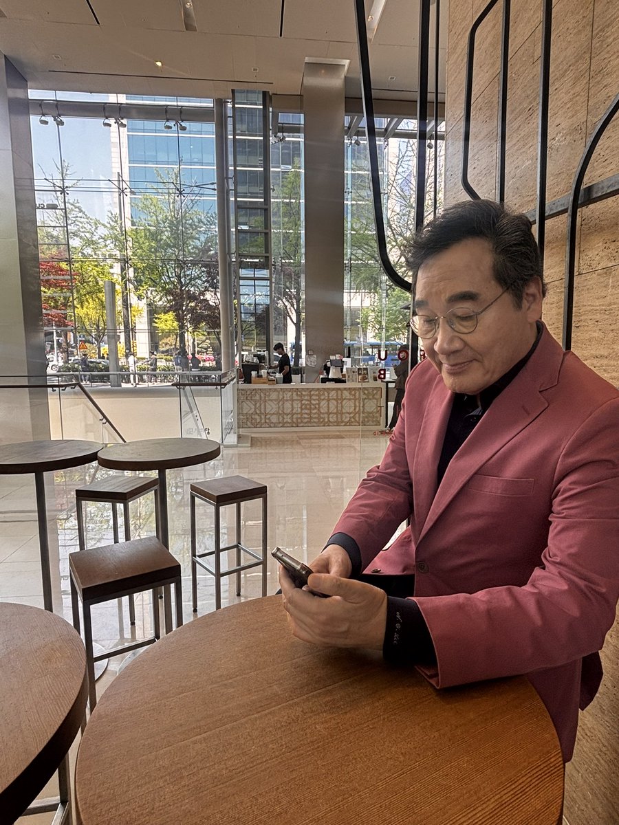 디카페인 한 잔