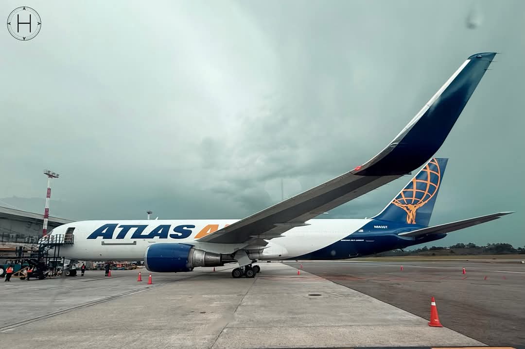 B767-300 (ER)(BCF) <a href="/AtlasAirWW/">Atlas Air Worldwide</a>