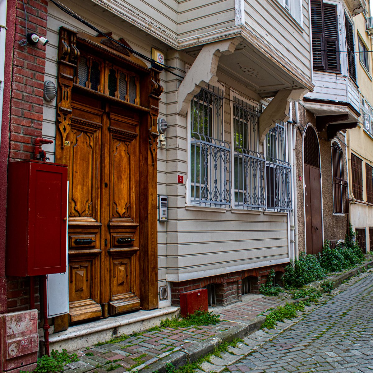 emrah_ertan's tweet image. instagram.com/p/DJBDcuioBRT/…

#photo #photooftheday #photograph #photography #foto #fotoğraf #door #kapı #photodaily #photoday