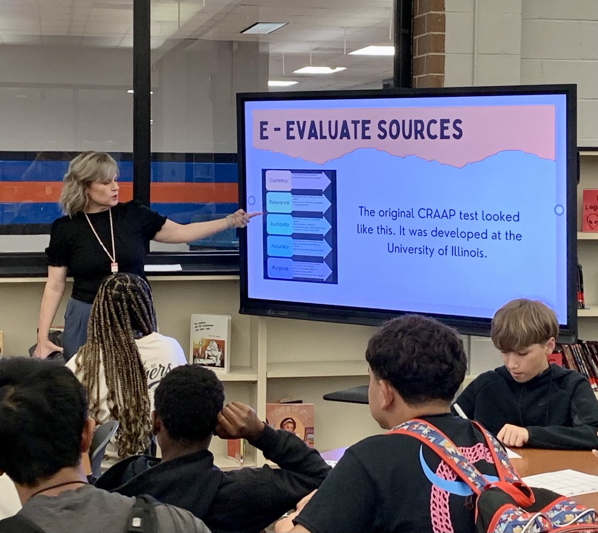 history_ams's tweet photo. Media Literacy is new to 8th grade USH. Amazing AMS librarian ⁦Brooke King began w/ lesson about evaluating sources. 8th graders practiced identifying legit and not so legit sources. Such an impt skill today! ⁦@humble_SocSt⁩ ⁦@BrookeByTheBook⁩ ⁦@HumbleISD_AMS⁩ https://t.co/GuzSZASGOU