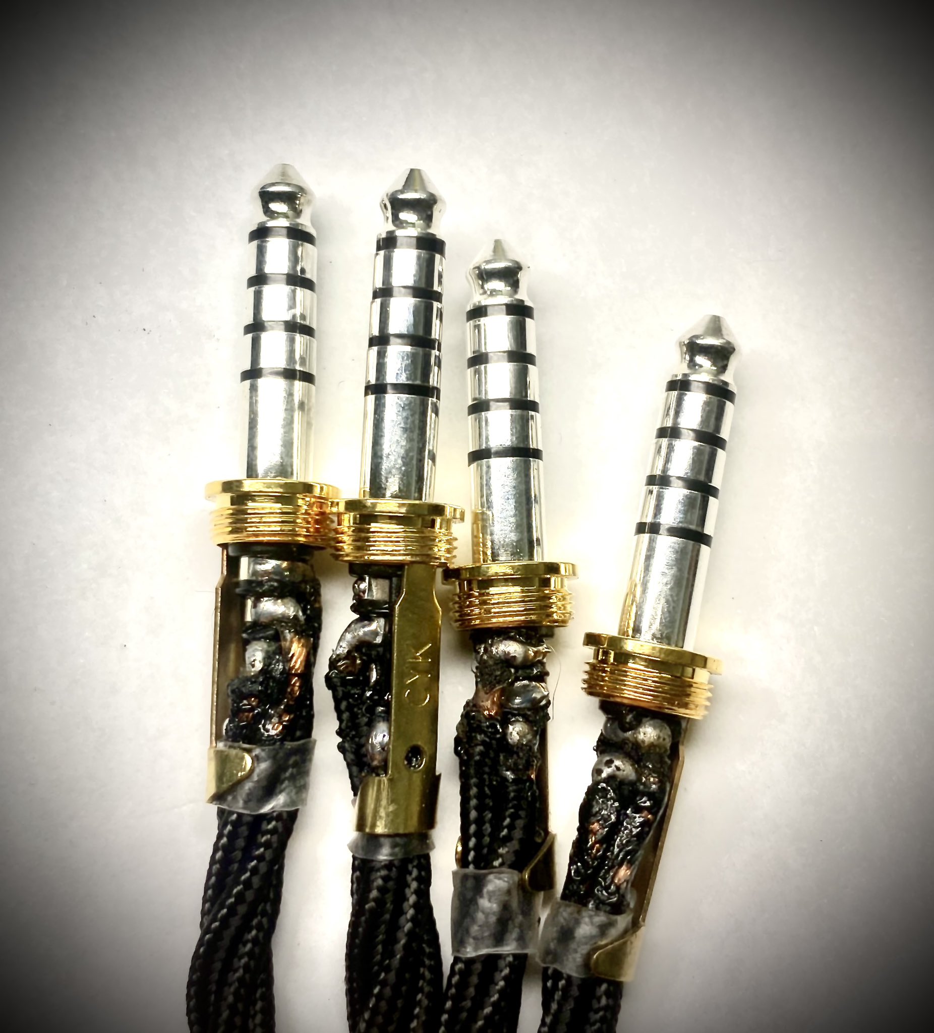 G4 イヤホン (@g4_earphones) / X G4 イヤホン (@g4_earphones) / X
