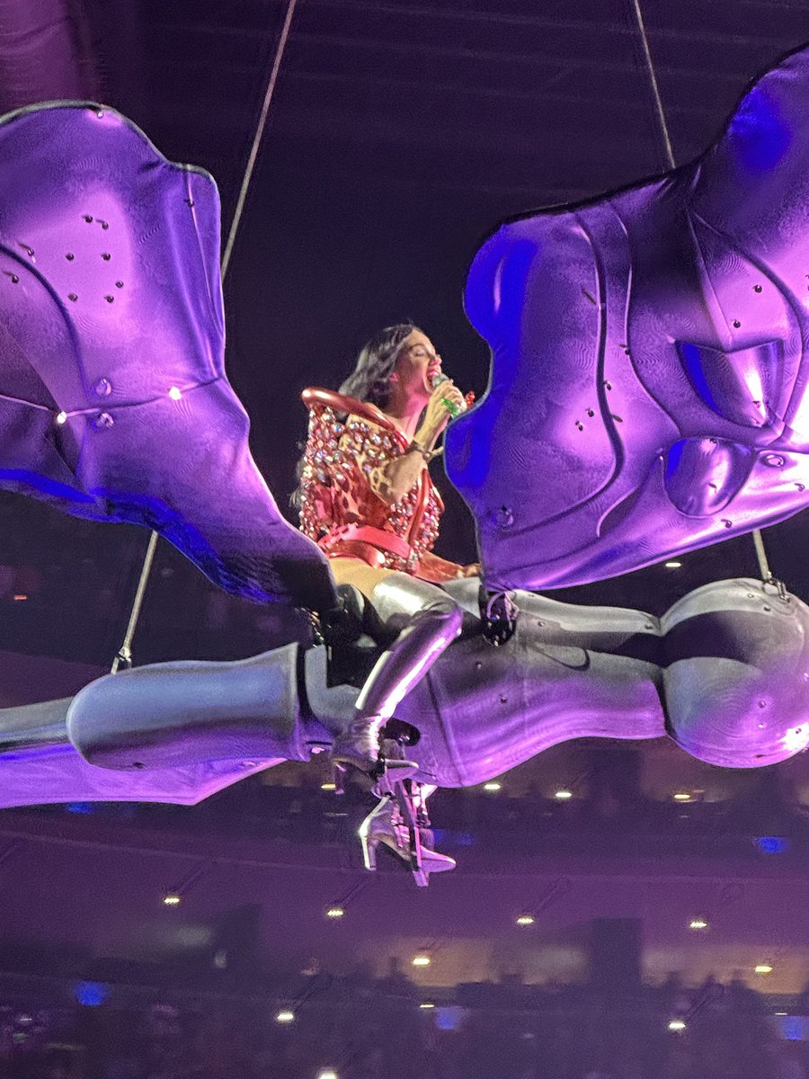 MaarycarmenHdz's tweet photo. Si vi a Katty Perry 🪩 ✨ https://t.co/whsqKIaWSo