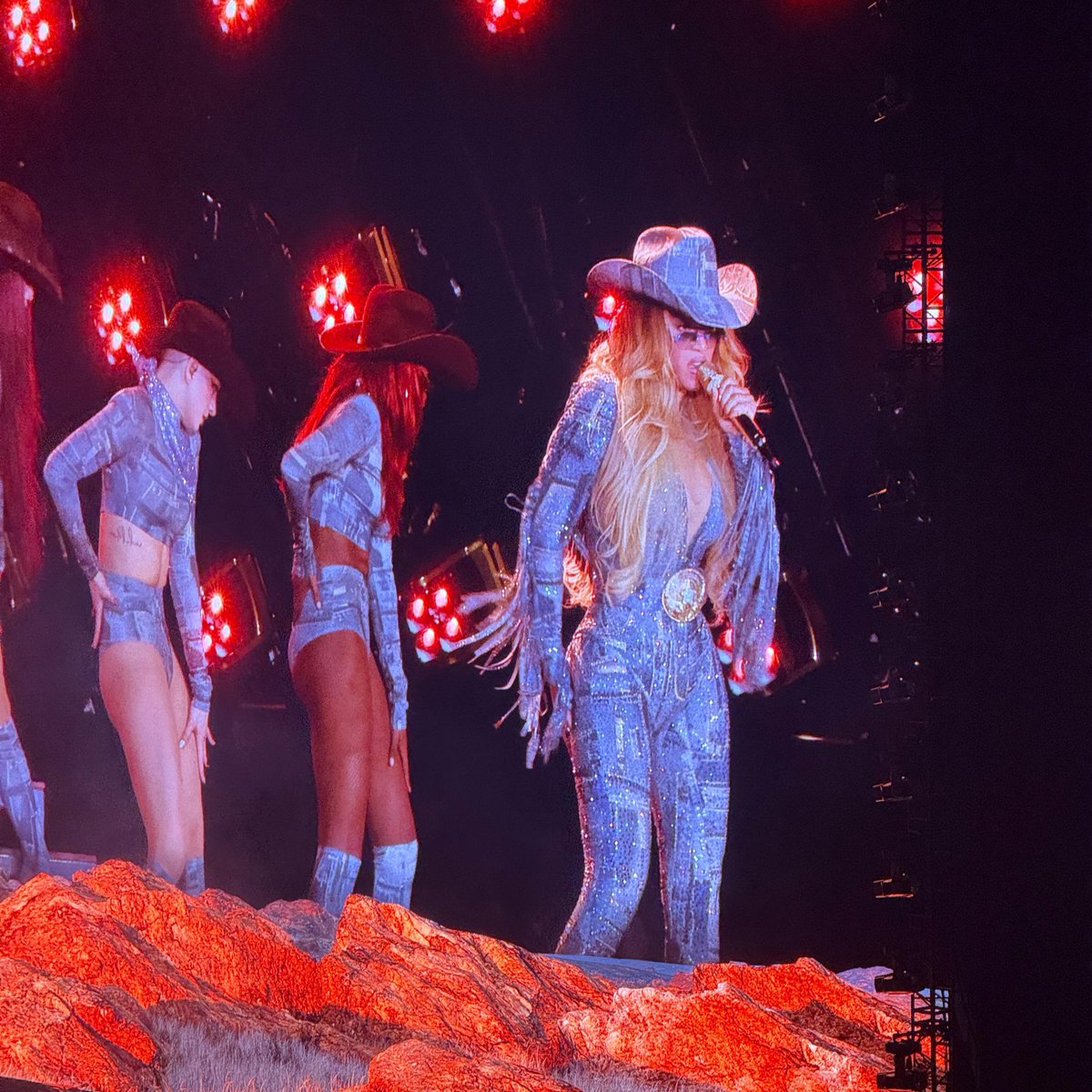 BeyonceMexico's tweet photo. https://t.co/TT99L73Lrz