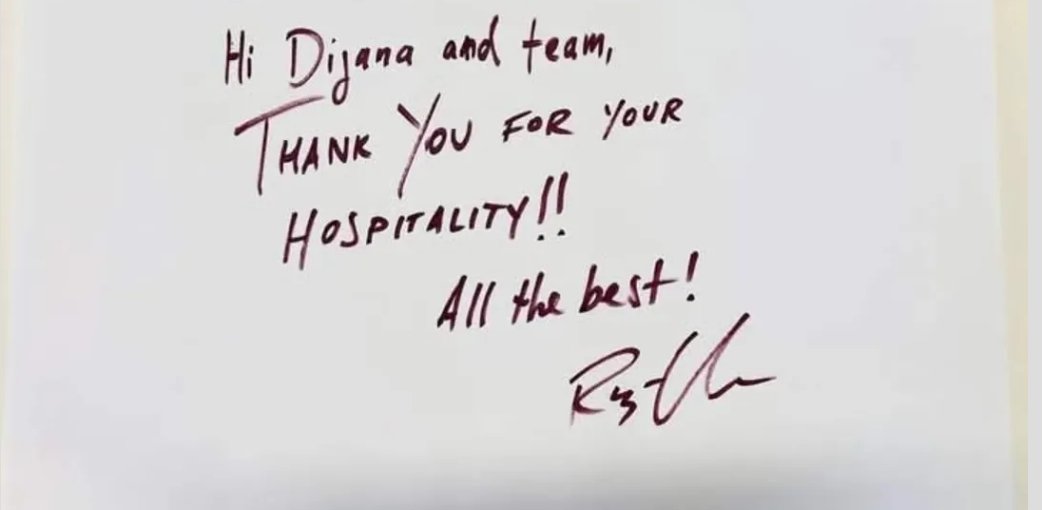 Ryan rented an office while he was filming The Fall Guy and left this cute note 🫶🫶 

(post is from @/ryangoslingno1 on Instragam)