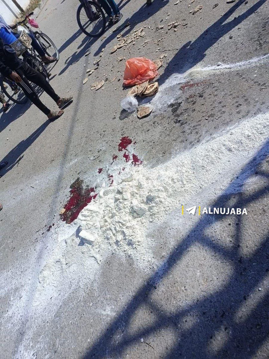 در غزه، نان بهای جان است.
#Gaza