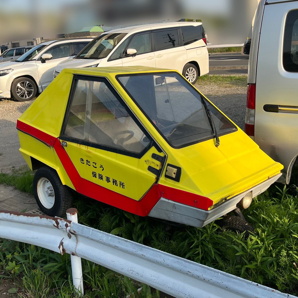 Benjamin50cc's tweet image. ご縁が重なり、ぼくが小さいクルマに興味を持つきっかけそのもの（同一個体）をお譲りいただきました。

日本に"ミニカー"区分を誕生させるきっかけとなったタイガービートは、ぼくにとっても大変大きな意味を持つクルマであり、原点にして頂点です。