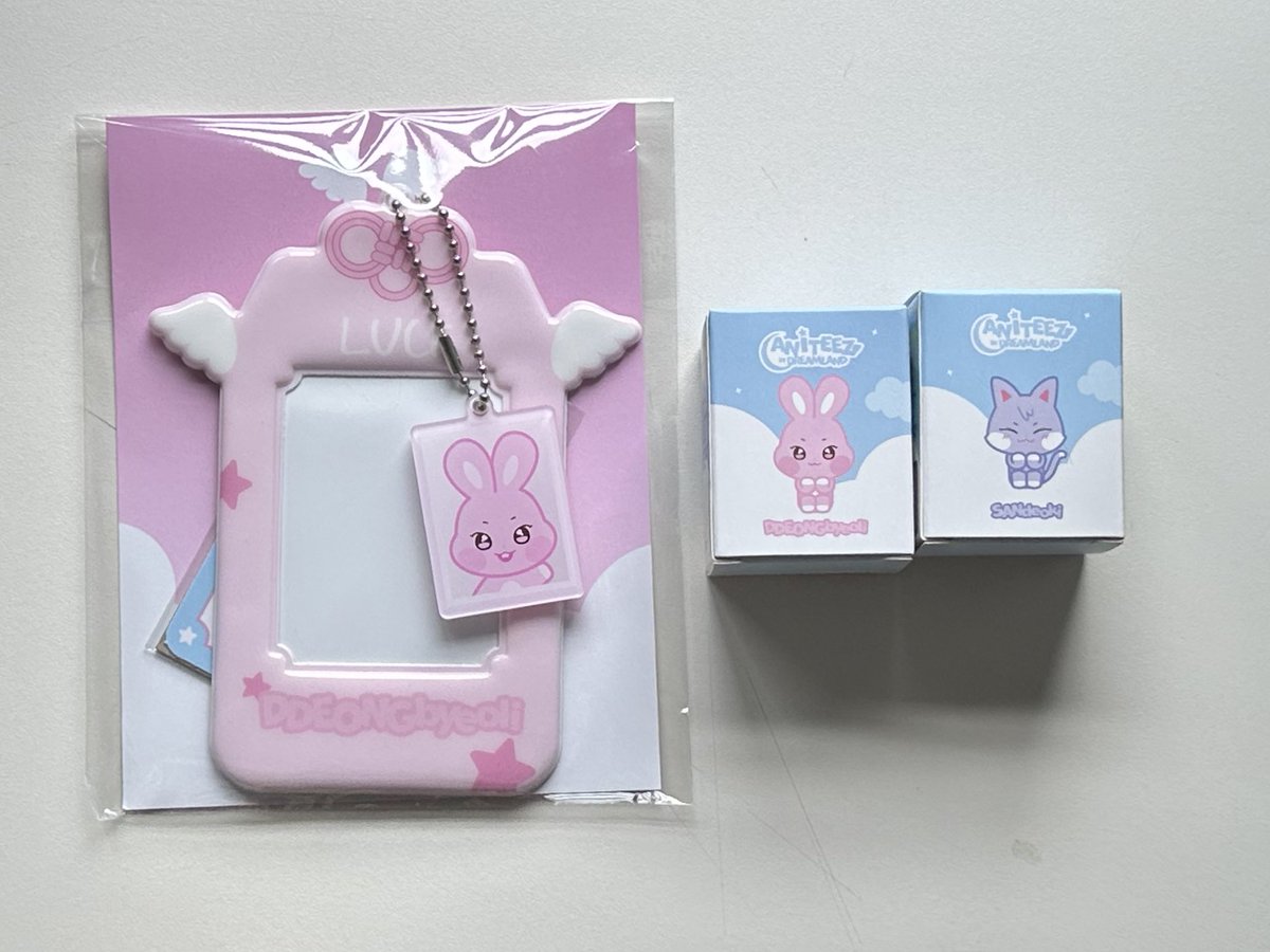 ada yang nak any of these aniteez in dreamland md tak? all on hand 🫶🏻

Ddeongbyeoli pvc card holder : RM60
Ddeongbyeoli mini figure : RM26
Sandeoki mini figure : RM26

-Price exc local postage only
-Prio take all
-DM to claim

#pasarATEEZ