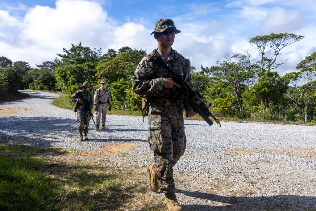 iii_mig_marines's tweet photo. Kaiju Rain | On Patrol 

📍Camp Hansen, Okinawa, Japan

#IIIMIG #Marines 5th Air Naval Gunfire Liaison Company conduct patrols during Ryukyu Hammer 25. 

(@USMC 📸 by Cpl. Michael Taggart)

#iiimig #5thanglico #expeditionary #patrolling #resilience #lethality #projected https://t.co/i20hCVXIcI