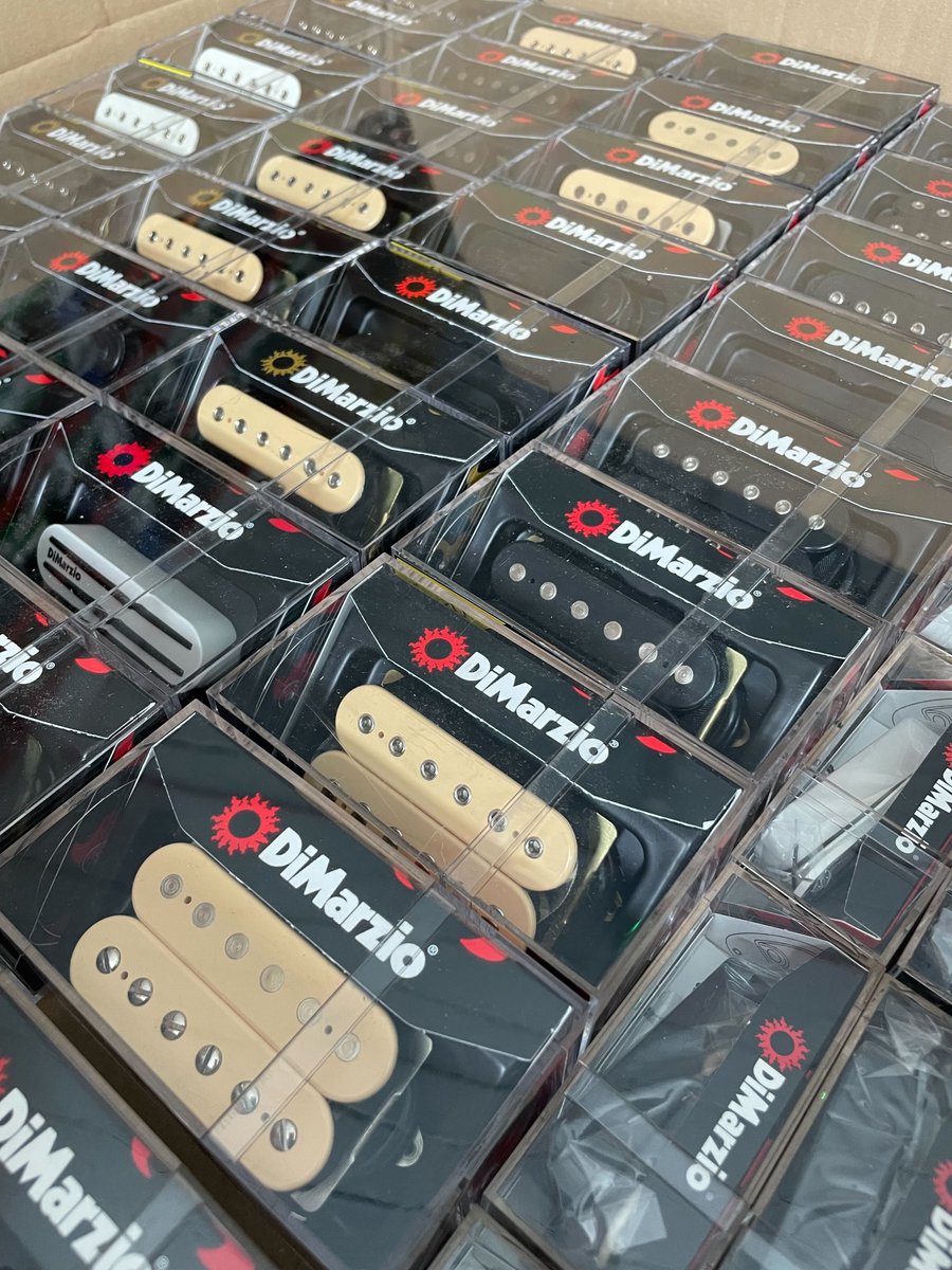 Glued to Music tweet media