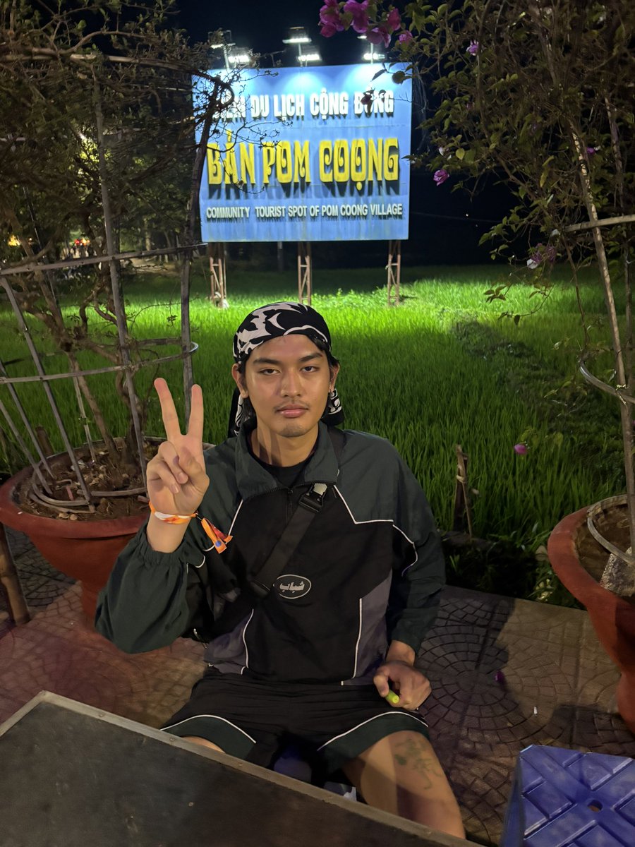 sonchauni's tweet photo. still dreaming about vietnam…. https://t.co/ay447jlbI6