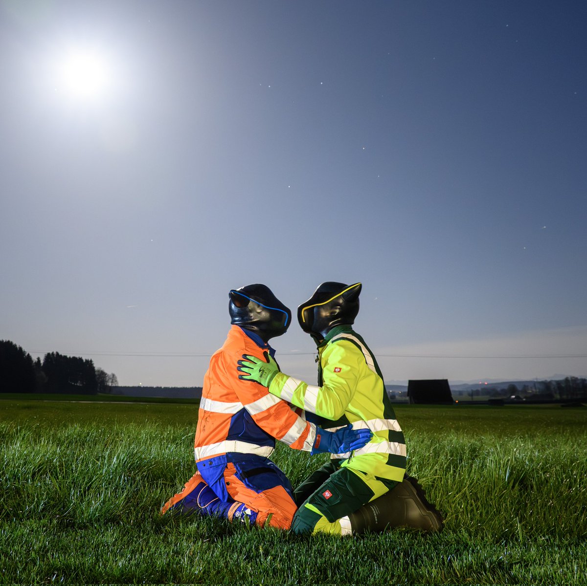 Drone activity at full moon
<a href="/furrjoi01/">FURRJOI</a>