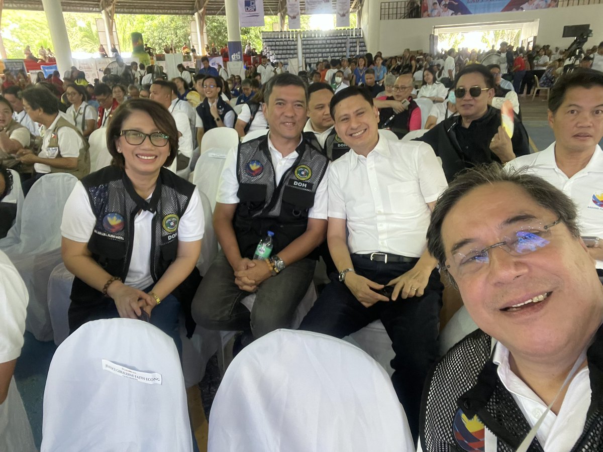 Teddybird's tweet image. Lab for all
New Luncena, Iloilo