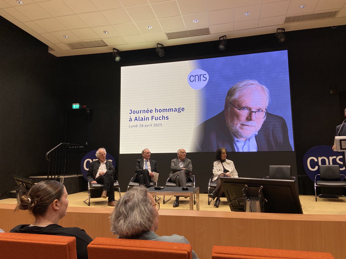 Jacques Maddaluno (@jmaddalu) on Twitter photo Hommage au President Alain H. Fuchs hier au <a href="/CNRS/">CNRS 🌍</a>, rendu par le ministre <a href="/PhBaptiste/">Philippe Baptiste</a> <a href="/MESR_Tg/">Ministère de l'Enseignement Supérieur</a> et le PDG Antoine Petit, en presence des présidents des premiers Idex <a href="/YvonBerland/">Yvon BERLAND</a> <a href="/ManuelTuonDeLa1/">Manuel Tuñon De Lara</a> et Alain Beretz auxquels Alain avait beaucoup contribué. <a href="/psl_univ/">Université PSL</a> Hommage au President Alain H. Fuchs hier au <a href="/CNRS/">CNRS 🌍</a>, rendu par le ministre <a href="/PhBaptiste/">Philippe Baptiste</a> <a href="/MESR_Tg/">Ministère de l'Enseignement Supérieur</a> et le PDG Antoine Petit, en presence des présidents des premiers Idex <a href="/YvonBerland/">Yvon BERLAND</a> <a href="/ManuelTuonDeLa1/">Manuel Tuñon De Lara</a> et Alain Beretz auxquels Alain avait beaucoup contribué. <a href="/psl_univ/">Université PSL</a>