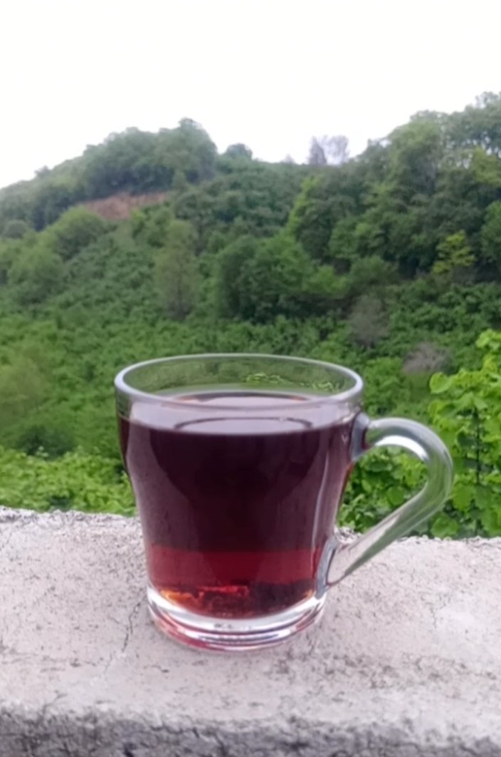 Süküt'un heybetini 
      ucuz söz ile satma... 

                                ( H.z Ali) 
Günaydın ;
mutlu keyifli sabahlar... ✍️🐞☕
