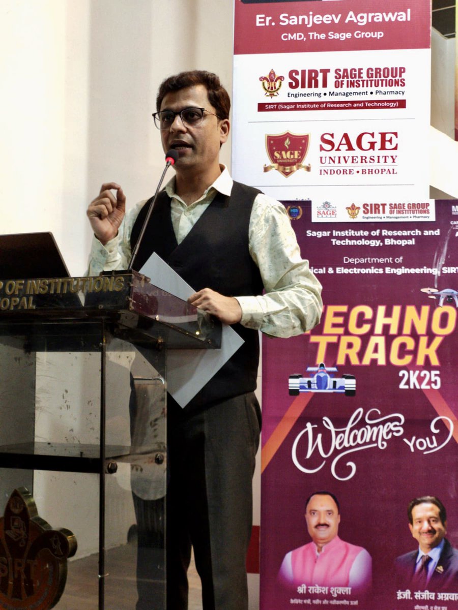 ajay241's tweet image. SIRT Bhopal inaugurated Techno Track 2K25 with great enthusiasm. Dr. Ajay Kumar Choubey, our Distinguished Speaker, shared his valuable insights on Drone &amp;amp; Robotics Technology with our students.

#technotrack #sirtbhopal #ajaykumarchoubey #drone #robotics #expertlecture