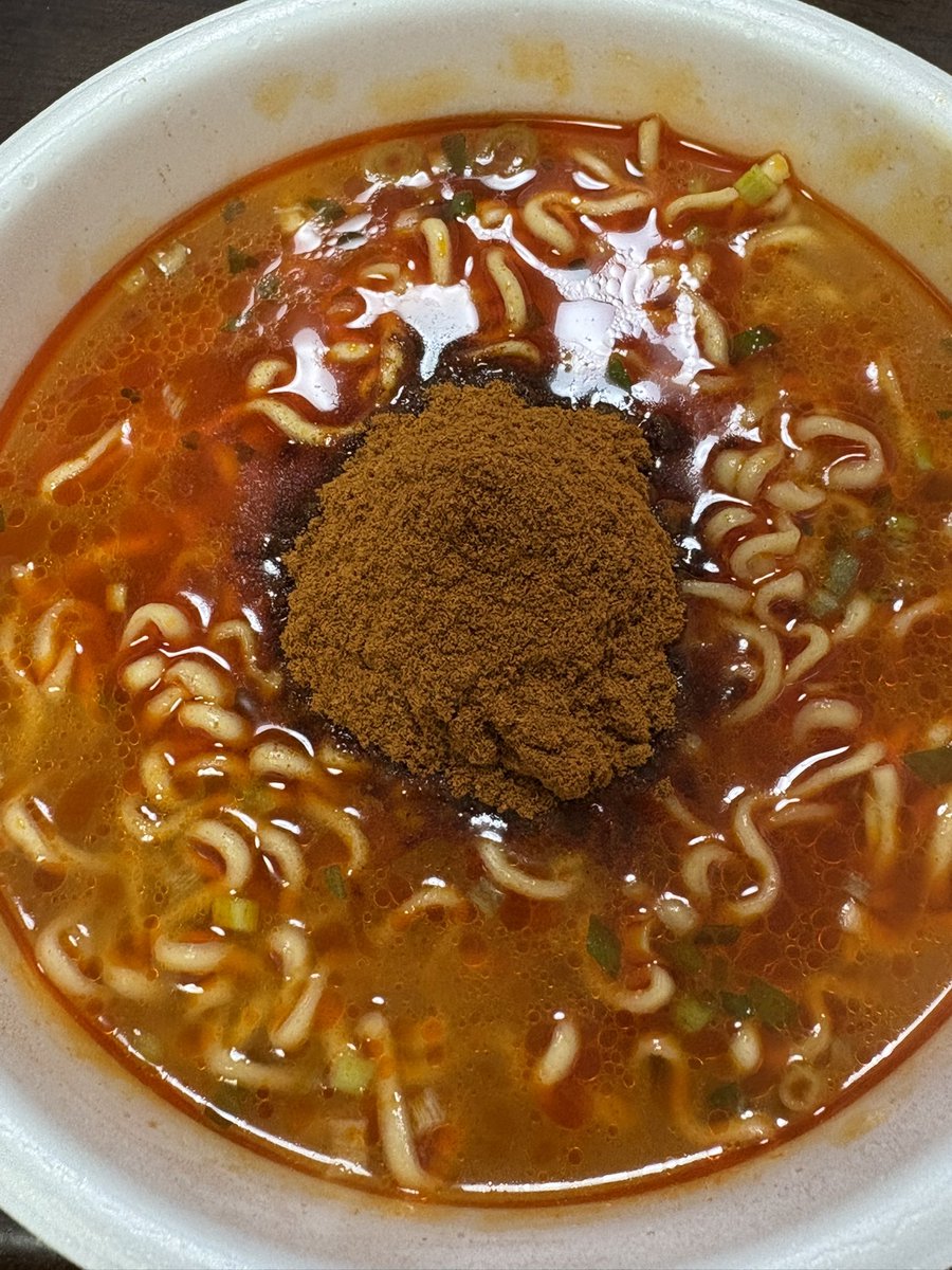 ファミマで見つけて即買い。
辛め辛辛魚

うん、ほどよい辛さと旨み。
でもコスパ的には…かな。
普通の辛辛魚でいいやとなりましたww