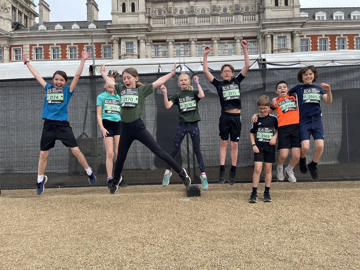 Lyndhurst Primary School (@lyndhurstse5) on Twitter photo Lyndhurst conquered the Mini London Marathon. On Saturday, 14 of our Year 6 children participated in the event for the first ever time! They all ran superbly and we are extremely proud of them! Lyndhurst conquered the Mini London Marathon. On Saturday, 14 of our Year 6 children participated in the event for the first ever time! They all ran superbly and we are extremely proud of them!
