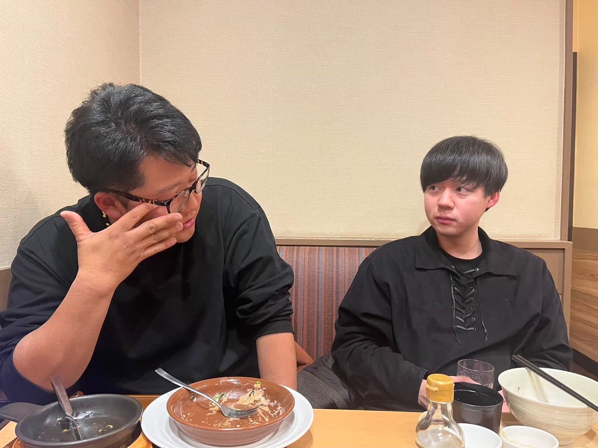 六連星連隊 tweet media