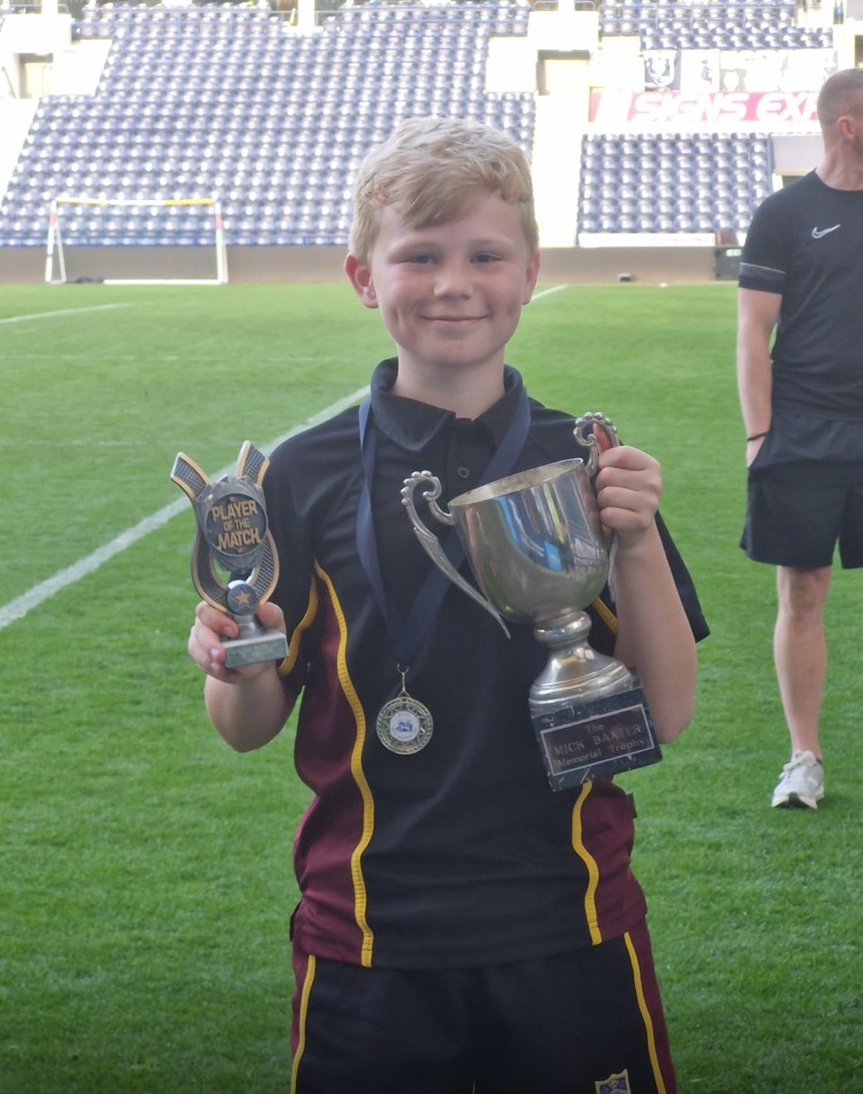 Massive congratulations to some of our Fulwood Ams boys who won their final for the Preston schools cup. 
A goal from Cai saw OLCHS come out 1 nil winners and captain Freddie picking up player of the match. 👏⚽️
Well done to all the boys. Everyone is so proud of you. ⚽️🏆🥇
