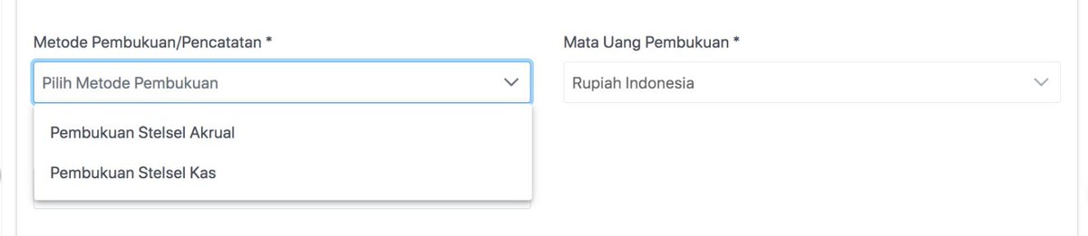 asdfloooo's tweet photo. @kring_pajak kak saya kan mau buat CV, perpajakannya gmn ya? Ini mau buat NPWP kok opsinya cuma “pembukuan” sdgkn saya mau nya pencatatan (UMKM dapat 0.5% pph final). Atau gimana penjelasan perpajakannya kak? Lalu website https://t.co/tFDi2gJQzB kok error ngga bisa diakses? https://t.co/wX6ibpeTjx