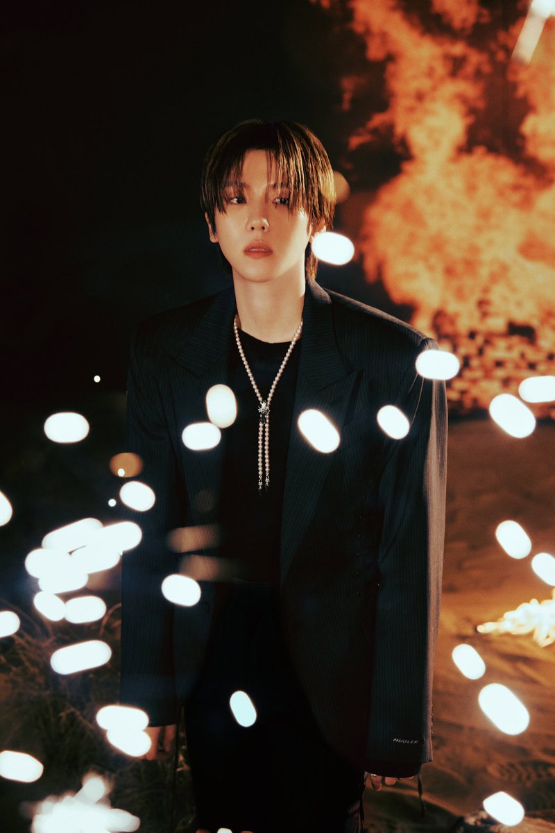 🔥🔥
#백현 #BAEKHYUN #EssenceofReverie
<a href="/B_hundred_Hyun/">Baekhyun_EXO</a>