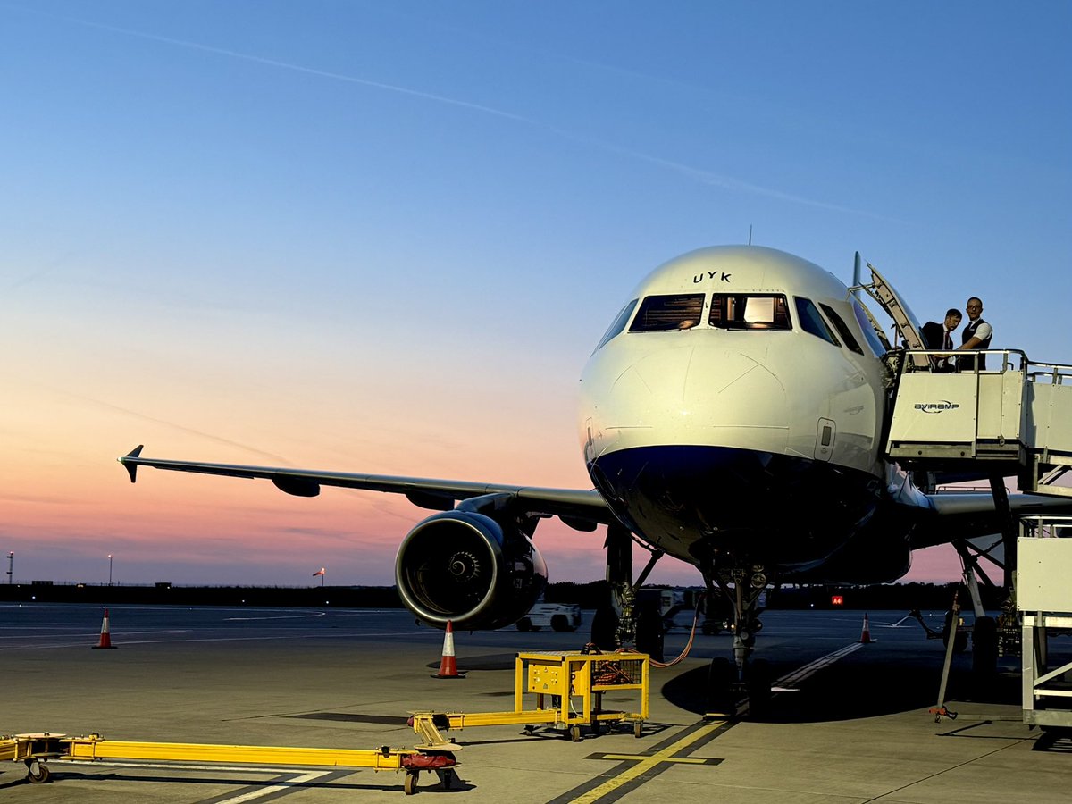 Parked up at dusk 😎