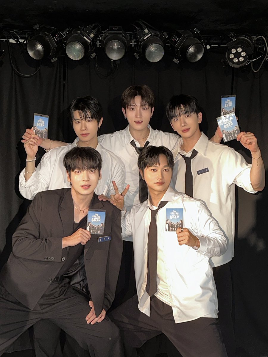 [#SKYE]

THE SPRING SKYE IN JAPAN

감사했습니다!

또 만나요😃😃

#스카이 #THESPRINGSKYE #일본 #공연 #인투유 #고마워요