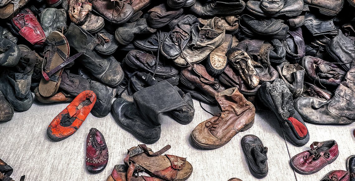 'The Butcher of Treblinka', by Steve James Foreman is the latest short story, available to read here at Close To The Bone.

wp.me/p1Zyqm-ql9
#steveforeman
#thebutcheroftreblinka