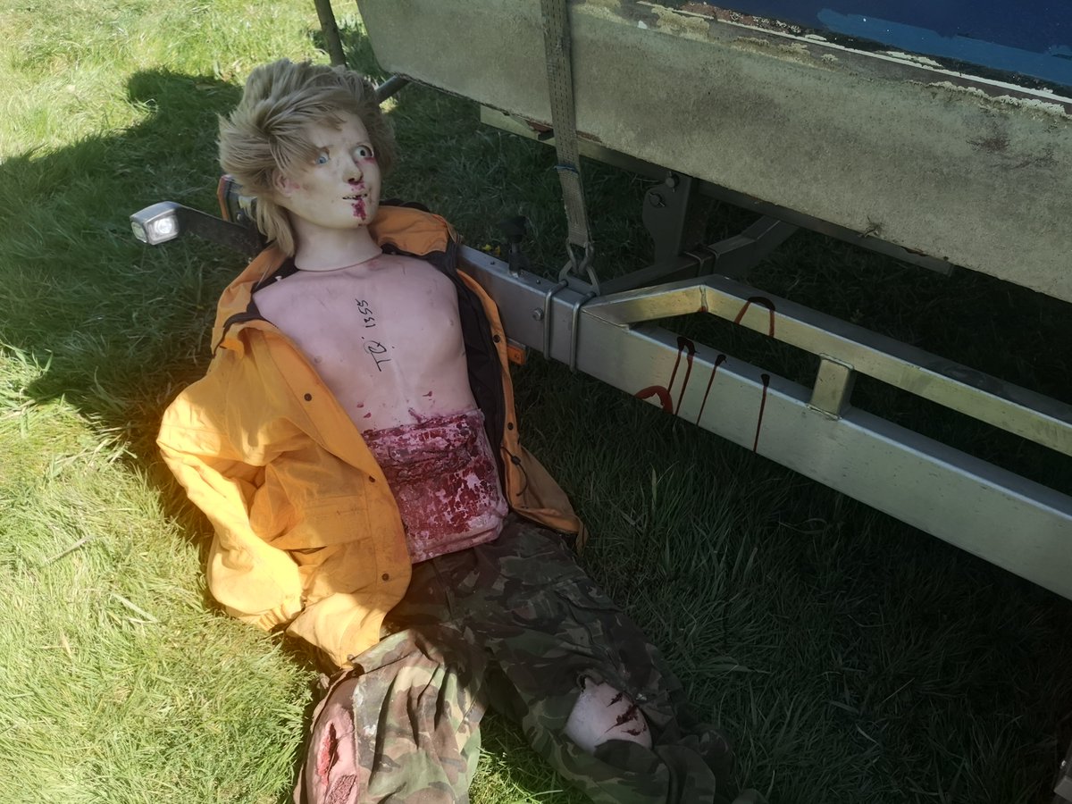 Adventure1stAid's tweet photo. Waterside Canoe Club 1st aid course #canoeing #kayaking #standupaddleboarding #firstaidtraining #JoeWilkinson https://t.co/yxMh5fPjhN