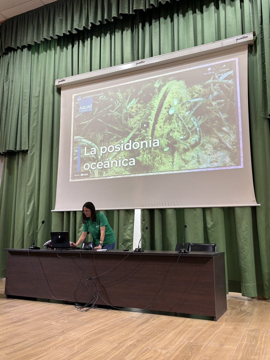 apr_ies's tweet photo. Iniciamos la Semana de la Ciencia y el Medioambiente con la charla de ANSE “Basuras marinas”. Concienciar de que cada gesto cuenta es esencial para frenar el aumento de basuraleza. https://t.co/E8xdKVByaR