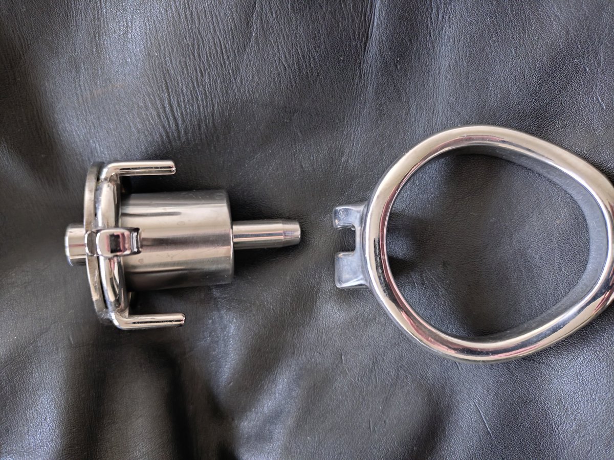 Inverter chastity with 45mm ring. It's a challenge.