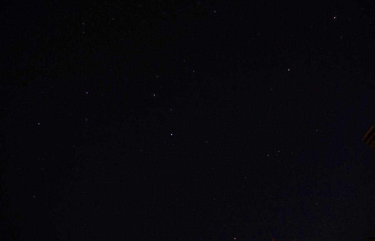 Josep_Trigo's tweet photo. NIGHT SKY FROM #BARCELONA DURING THE #BLACKOUT as imaged from #MontsenyObservatory. Just sharing some wide field shots showing the main stars and constellations after the sunset, with half of the power restored.🌃
Deep sky imagery in our web:
▶️https://t.co/MXEAp9TKjD
#Catalonia https://t.co/gybf7g1j2X