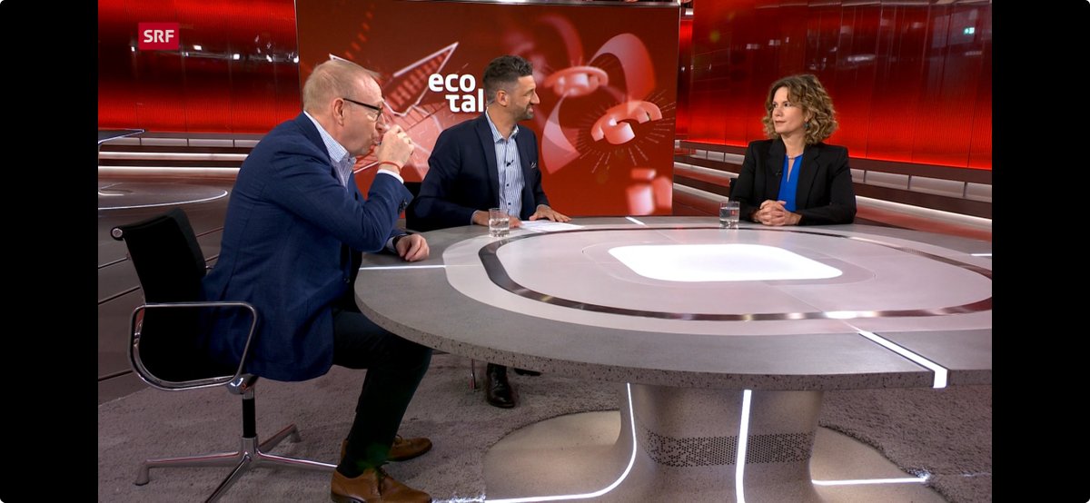 GranoSimona's tweet photo. Wer wird im #Handelskrieg zwischen 🇨🇳 China und den 🇺🇸 USA zuerst aufgeben und welche Ähnlichkeiten gibt es zwischen der Ein-Mann-Herrschaft von #Xijinping und #Donaldtrump? Vielen Dank an @SRF #EcoTalk für die Einladung gestern!

https://t.co/Q2CNAhctFb https://t.co/J7g1SUnGUZ