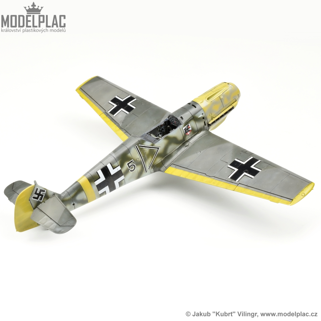 Jakub_Vilingr's tweet image. Decals from Aeromaster printed in 1994 are still working with original SET and SOL liquids for decals. After drying of decals and liquids I will add another gloss coat over