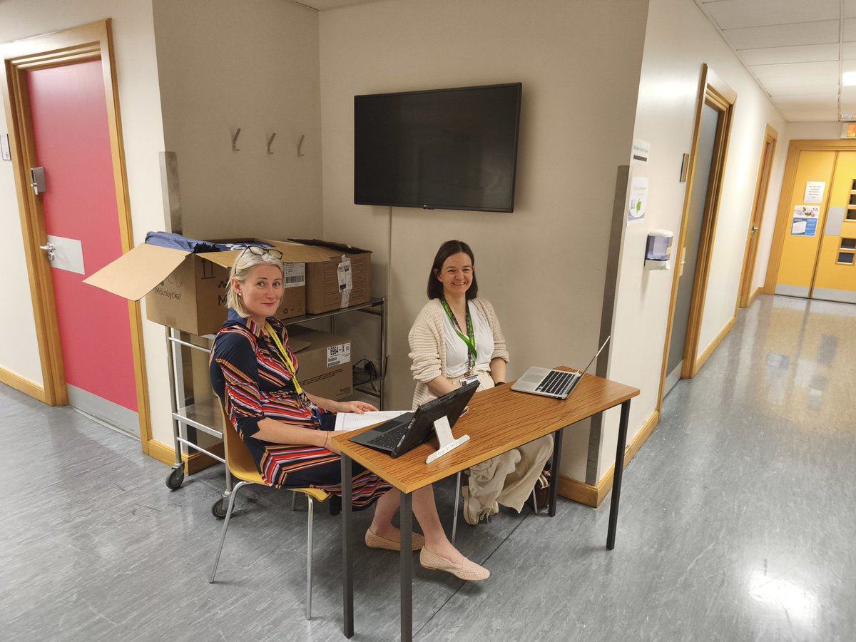 critcarenursSJH's tweet image. Ready to welcome everyone today to our #criticalcare conference @stjamesdublin #SJHNursing #pathwaytoexcellence 💛💐💻