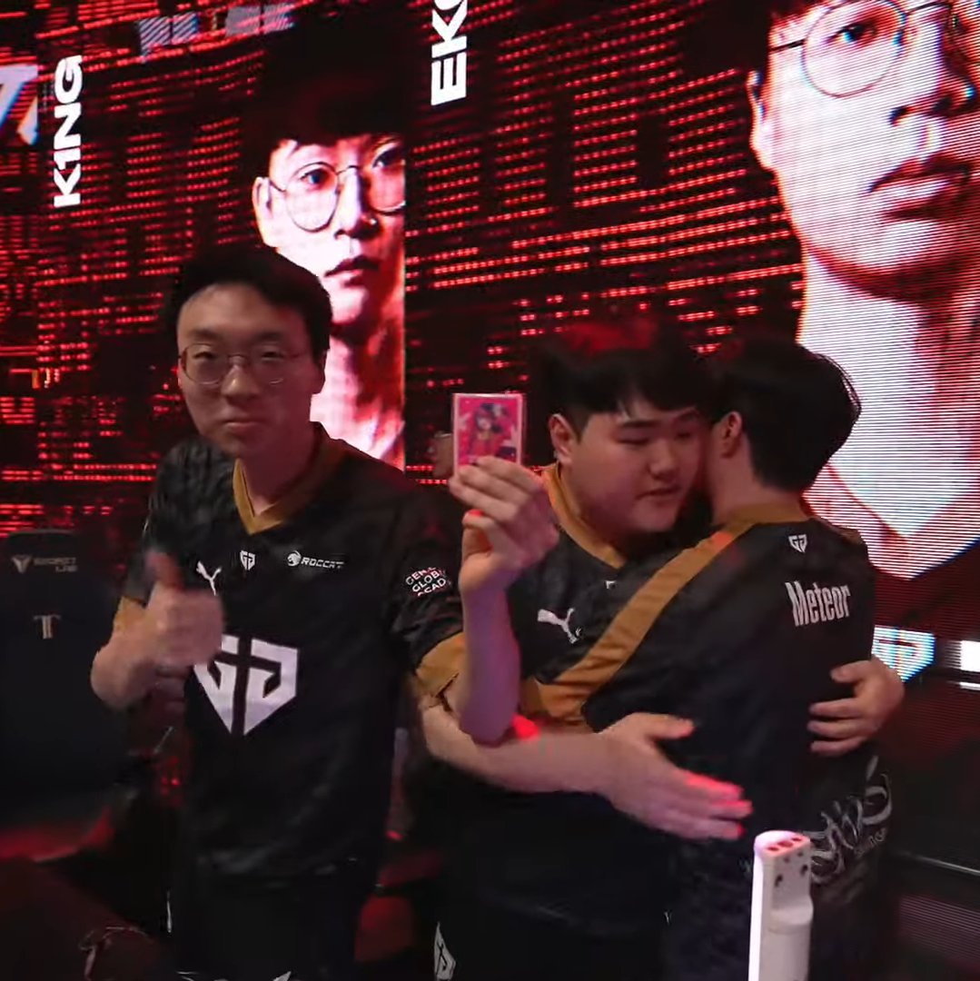 VALO2ASIA tweet media