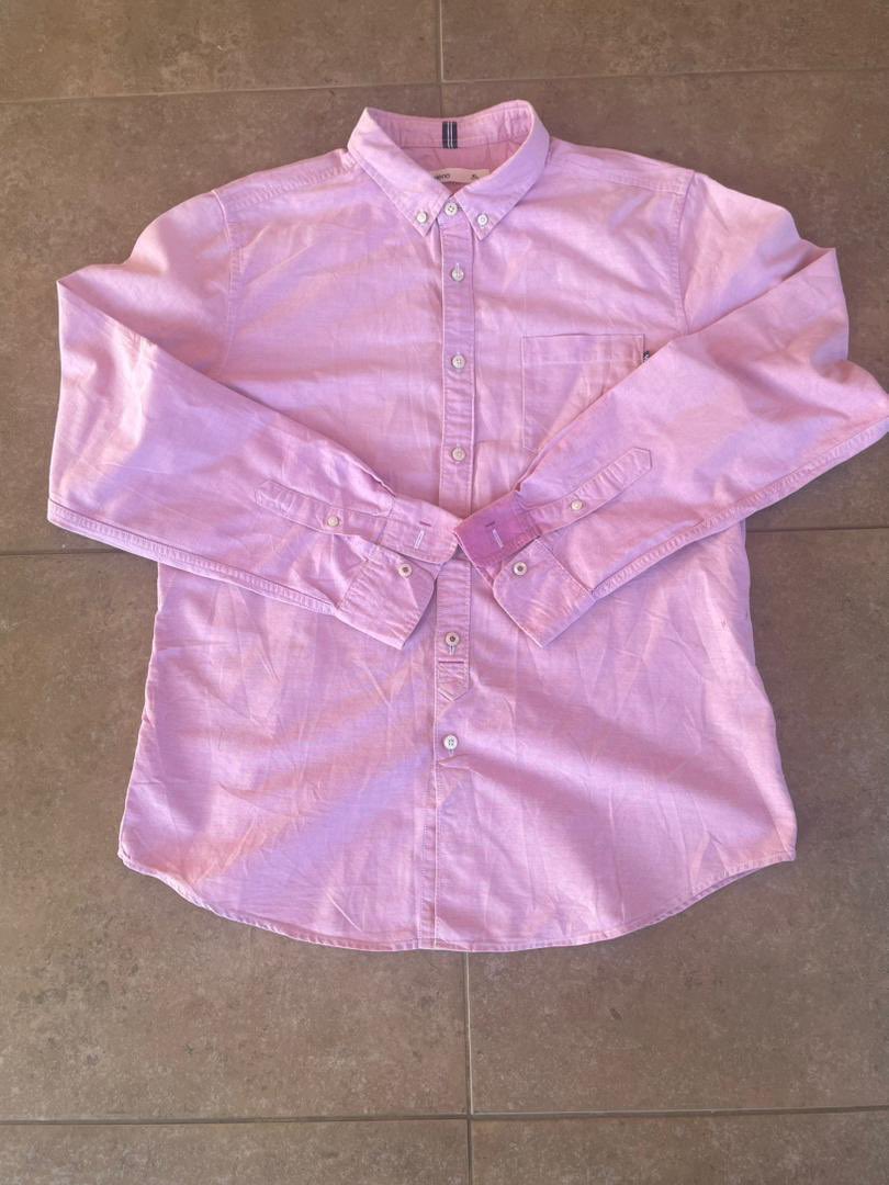 Please patronize my brothers business !!!

F1: 12,000 Size XL , F2 12,000 size M/L , F3 Bathing Ape 15,000 size L, F4 Smart Baleno 15,000 size M/L

Blantyre, Kanjedza Contact him on +265 888 94 08 75

Please retweet, his buyer might be on your TL .Thanks