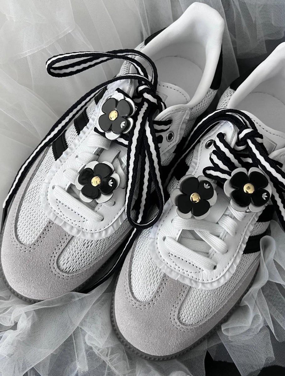 adidas Samba OG “Lace Flower”が国内オンライン発売開始。 レース生地