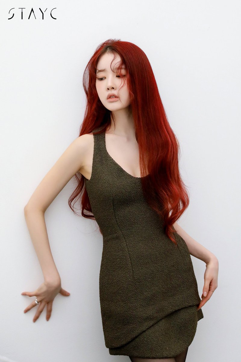 STAYC_POPBASE's tweet photo. Sieun of STAYC is the voice behind the official intro video for the 2025 Seoul Spring Festival! https://t.co/oHYXgoouCd