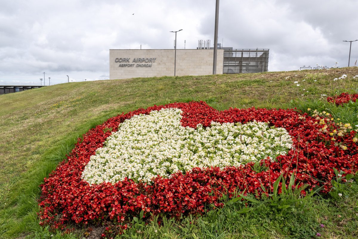 Cork Airport (@corkairport) on Twitter photo ๐ฒ๐ฎ,๐ฑ๐ฌ๐ฌ ๐ฃ๐ฎ๐๐๐ฒ๐ป๐ด๐ฒ๐ฟ๐ ๐๐
๐ฝ๐ฒ๐ฐ๐๐ฒ๐ฑ ๐๐ ๐๐ผ๐ฟ๐ธ ๐๐ถ๐ฟ๐ฝ๐ผ๐ฟ๐ ๐ง๐ต๐ถ๐ ๐ ๐ฎ๐ ๐๐ฎ๐ป๐ธ ๐๐ผ๐น๐ถ๐ฑ๐ฎ๐ ๐ช๐ฒ๐ฒ๐ธ๐ฒ๐ป๐ฑ โ๏ธ
The summer season is in full swing as we approach the May Bank Holiday. This weekend, 62,500 passengers will travel to and from <a href="/CorkAirport/">Cork Airport</a> ๐ฒ๐ฎ,๐ฑ๐ฌ๐ฌ ๐ฃ๐ฎ๐๐๐ฒ๐ป๐ด๐ฒ๐ฟ๐ ๐๐
๐ฝ๐ฒ๐ฐ๐๐ฒ๐ฑ ๐๐ ๐๐ผ๐ฟ๐ธ ๐๐ถ๐ฟ๐ฝ๐ผ๐ฟ๐ ๐ง๐ต๐ถ๐ ๐ ๐ฎ๐ ๐๐ฎ๐ป๐ธ ๐๐ผ๐น๐ถ๐ฑ๐ฎ๐ ๐ช๐ฒ๐ฒ๐ธ๐ฒ๐ป๐ฑ โ๏ธ
The summer season is in full swing as we approach the May Bank Holiday. This weekend, 62,500 passengers will travel to and from <a href="/CorkAirport/">Cork Airport</a>