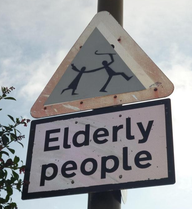Lothian Care Academy (@lothiancareacad) on Twitter photo Today, we celebrate the joy and importance of movement in later years on #internationaldanceday2025 💃🕺keeping active plays an important role in preventing falls - for falls and frailty learning opportunities in Lothian HSCPs check out services.nhslothian.scot/carehomes/fall… Today, we celebrate the joy and importance of movement in later years on #internationaldanceday2025 💃🕺keeping active plays an important role in preventing falls - for falls and frailty learning opportunities in Lothian HSCPs check out services.nhslothian.scot/carehomes/fall…